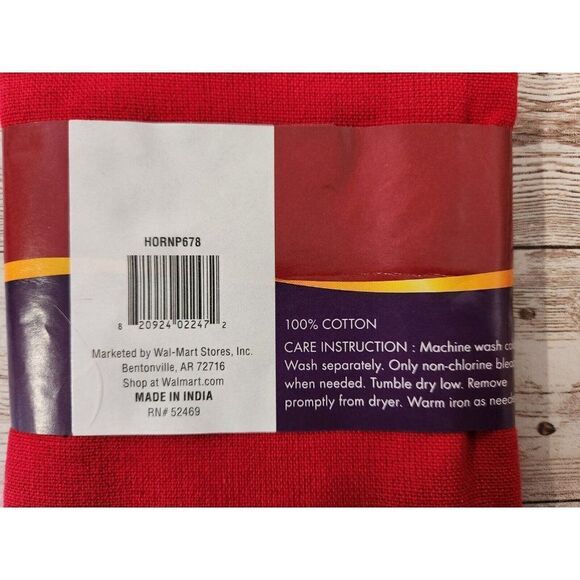 Holiday Time Red White Line 100% Cotton Fabric Napkin Set Pack of 4 17" x 17" - Picture 5 of 5